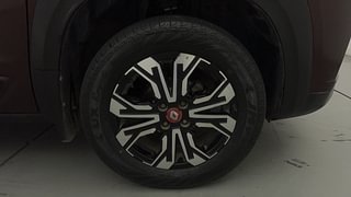 Used 2022 Renault Kiger RXZ Turbo CVT Petrol Automatic tyres RIGHT FRONT TYRE RIM VIEW