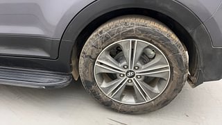 Used 2017 Hyundai Creta [2015-2018] 1.6 SX Plus Auto Petrol Petrol Automatic tyres LEFT REAR TYRE RIM VIEW