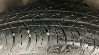 Used 2011 Ford Figo [2010-2015] Duratec Petrol EXI 1.2 Petrol Manual tyres RIGHT REAR TYRE TREAD VIEW