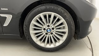 Used 2018 BMW 3 Series GT [2014-2020] 320d GT Luxury Line Diesel Automatic tyres RIGHT FRONT TYRE RIM VIEW