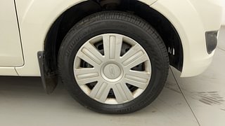 Used 2011 Ford Figo [2010-2015] Duratec Petrol EXI 1.2 Petrol Manual tyres RIGHT FRONT TYRE RIM VIEW