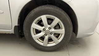 Used 2013 Nissan Sunny [2011-2014] XV Diesel Diesel Manual tyres RIGHT FRONT TYRE RIM VIEW