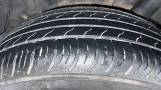 Used 2021 Nissan Magnite XL Petrol Manual tyres LEFT REAR TYRE TREAD VIEW