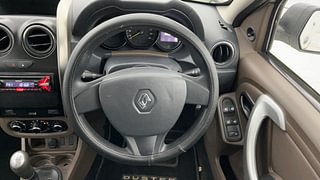 Used 2016 Renault Duster [2015-2019] 85 PS RxE 4X2 MT Diesel Manual interior STEERING VIEW