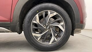 Used 2022 Hyundai Creta SX (O) AT Diesel Diesel Automatic tyres RIGHT FRONT TYRE RIM VIEW