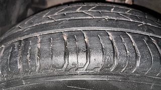 Used 2017 maruti-suzuki Ciaz Alpha Petrol Petrol Manual tyres LEFT FRONT TYRE TREAD VIEW