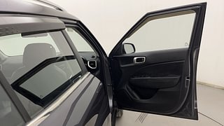 Used 2021 Hyundai Venue [2019-2022] SX 1.0  Turbo Petrol Manual interior RIGHT FRONT DOOR OPEN VIEW