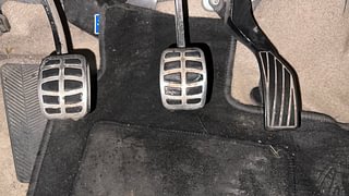 Used 2017 maruti-suzuki Ciaz Alpha Petrol Petrol Manual interior PEDALS VIEW