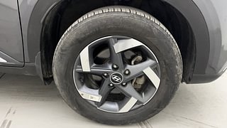Used 2021 Hyundai Venue [2019-2022] SX 1.0  Turbo Petrol Manual tyres RIGHT FRONT TYRE RIM VIEW
