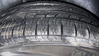 Used 2018 Volkswagen Polo [2018-2022] Comfortline 1.0L (P) Petrol Manual tyres RIGHT REAR TYRE TREAD VIEW