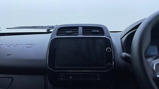 Used 2022 Renault Kwid 1.0 RXT AMT SCE Petrol Automatic top_features Touch screen infotainment system