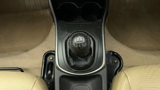 Used 2015 Honda City [2014-2017] VX Petrol Manual interior GEAR  KNOB VIEW