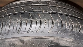 Used 2020 Maruti Suzuki S-Presso VXI O AMT Petrol Automatic tyres LEFT FRONT TYRE TREAD VIEW