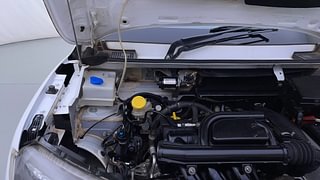 Used 2022 Renault Kwid 1.0 RXT AMT SCE Petrol Automatic engine ENGINE RIGHT SIDE HINGE & APRON VIEW
