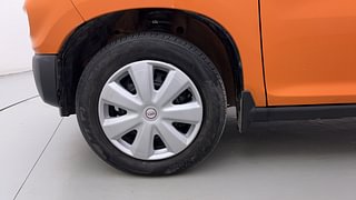 Used 2020 Maruti Suzuki S-Presso VXI O AMT Petrol Automatic tyres LEFT FRONT TYRE RIM VIEW