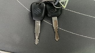 Used 2018 Maruti Suzuki Alto 800 [2016-2019] Vxi Petrol Manual extra CAR KEY VIEW