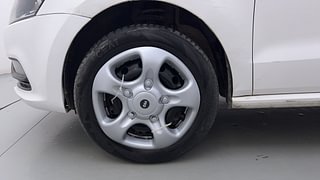 Used 2018 Volkswagen Polo [2018-2022] Comfortline 1.0L (P) Petrol Manual tyres LEFT FRONT TYRE RIM VIEW