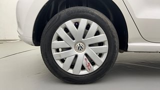 Used 2014 Volkswagen Polo [2010-2014] Highline1.2L (P) Petrol Manual tyres RIGHT REAR TYRE RIM VIEW