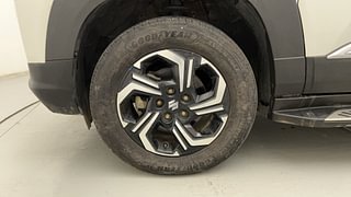 Used 2023 Maruti Suzuki Brezza ZXI PLUS Petrol Manual tyres LEFT FRONT TYRE RIM VIEW