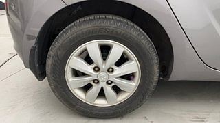 Used 2014 Hyundai i20 [2012-2014] Asta 1.2 Petrol Manual tyres RIGHT REAR TYRE RIM VIEW