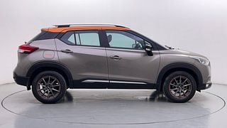 Used 2019 Nissan Kicks [2018-2020] XV Premium (O) Dual Tone Diesel Diesel Manual exterior RIGHT SIDE VIEW