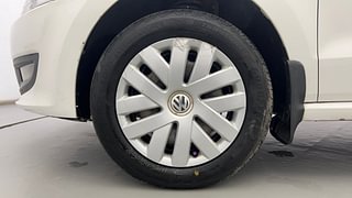 Used 2014 Volkswagen Polo [2010-2014] Highline1.2L (P) Petrol Manual tyres LEFT FRONT TYRE RIM VIEW