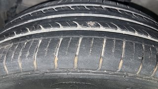 Used 2012 Maruti Suzuki Swift [2011-2017] ZXi Petrol Manual tyres LEFT FRONT TYRE TREAD VIEW