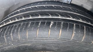 Used 2012 Maruti Suzuki Swift [2011-2017] ZXi Petrol Manual tyres RIGHT FRONT TYRE TREAD VIEW