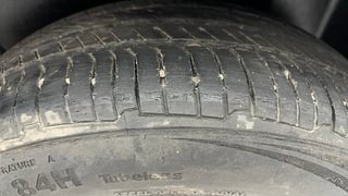 Used 2014 Volkswagen Polo [2010-2014] Highline1.2L (P) Petrol Manual tyres LEFT REAR TYRE TREAD VIEW