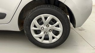 Used 2017 Hyundai Grand i10 [2017-2020] Sportz (O) 1.2 kappa VTVT Petrol Manual tyres LEFT REAR TYRE RIM VIEW