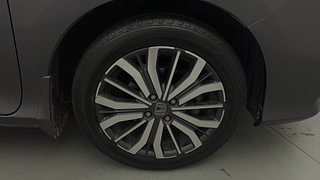 Used 2017 Honda City [2017-2020] VX Petrol Manual tyres RIGHT FRONT TYRE RIM VIEW