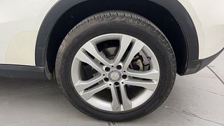 Used 2016 Mercedes-Benz GLA [2014-2017] 200 CDI Sport Diesel Automatic tyres LEFT REAR TYRE RIM VIEW