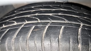 Used 2017 Hyundai Creta [2015-2018] 1.6 SX Plus Auto Petrol Petrol Automatic tyres LEFT FRONT TYRE TREAD VIEW