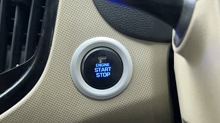 Used 2017 Hyundai Creta [2015-2018] 1.6 SX Plus Auto Petrol Petrol Automatic top_features Keyless start
