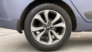 Used 2014 Hyundai Xcent [2014-2017] SX (O) Petrol Petrol Manual tyres RIGHT REAR TYRE RIM VIEW