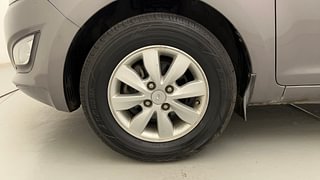 Used 2012 Hyundai i20 [2012-2014] Sportz 1.2 Petrol Manual tyres LEFT FRONT TYRE RIM VIEW