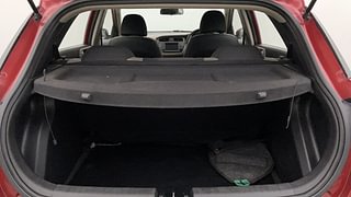 Used 2020 Hyundai Elite i20 [2018-2020] Sportz Plus 1.2 Petrol Manual interior DICKY INSIDE VIEW