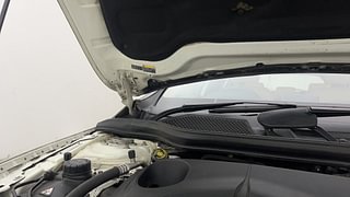 Used 2016 Mercedes-Benz GLA [2014-2017] 200 CDI Sport Diesel Automatic engine ENGINE RIGHT SIDE HINGE & APRON VIEW