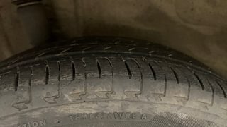 Used 2018 Maruti Suzuki Ignis [2017-2020] Zeta AMT Petrol Petrol Automatic tyres RIGHT REAR TYRE TREAD VIEW