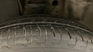 Used 2018 Maruti Suzuki Ignis [2017-2020] Zeta AMT Petrol Petrol Automatic tyres LEFT FRONT TYRE TREAD VIEW