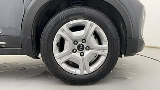 Used 2021 Kia Sonet HTX 1.0 iMT Petrol Manual tyres RIGHT FRONT TYRE RIM VIEW
