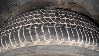 Used 2016 Mahindra XUV500 [2015-2018] W6 AT Diesel Automatic tyres LEFT REAR TYRE TREAD VIEW