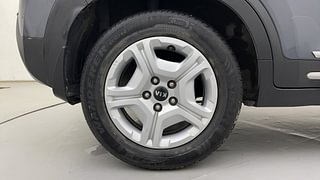 Used 2021 Kia Sonet HTX 1.0 iMT Petrol Manual tyres RIGHT REAR TYRE RIM VIEW