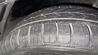 Used 2012 Honda Brio [2011-2016] S MT Petrol Manual tyres RIGHT FRONT TYRE TREAD VIEW