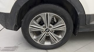 Used 2017 Hyundai Creta [2015-2018] 1.6 SX Plus Auto Petrol Petrol Automatic tyres RIGHT REAR TYRE RIM VIEW