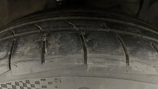 Used 2015 Maruti Suzuki Ciaz [2014-2017] ZDi+ Diesel Manual tyres RIGHT FRONT TYRE TREAD VIEW