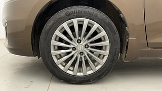 Used 2015 Maruti Suzuki Ciaz [2014-2017] ZDi+ Diesel Manual tyres LEFT FRONT TYRE RIM VIEW