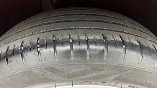 Used 2015 Maruti Suzuki Baleno [2015-2019] Alpha Diesel Diesel Manual tyres RIGHT REAR TYRE TREAD VIEW