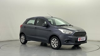 Used 2018 Ford Figo [2015-2019] Titanium1.5 TDCi Diesel Manual exterior RIGHT FRONT CORNER VIEW