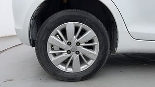 Used 2016 Maruti Suzuki Swift [2011-2017] ZXi Petrol Manual tyres RIGHT REAR TYRE RIM VIEW